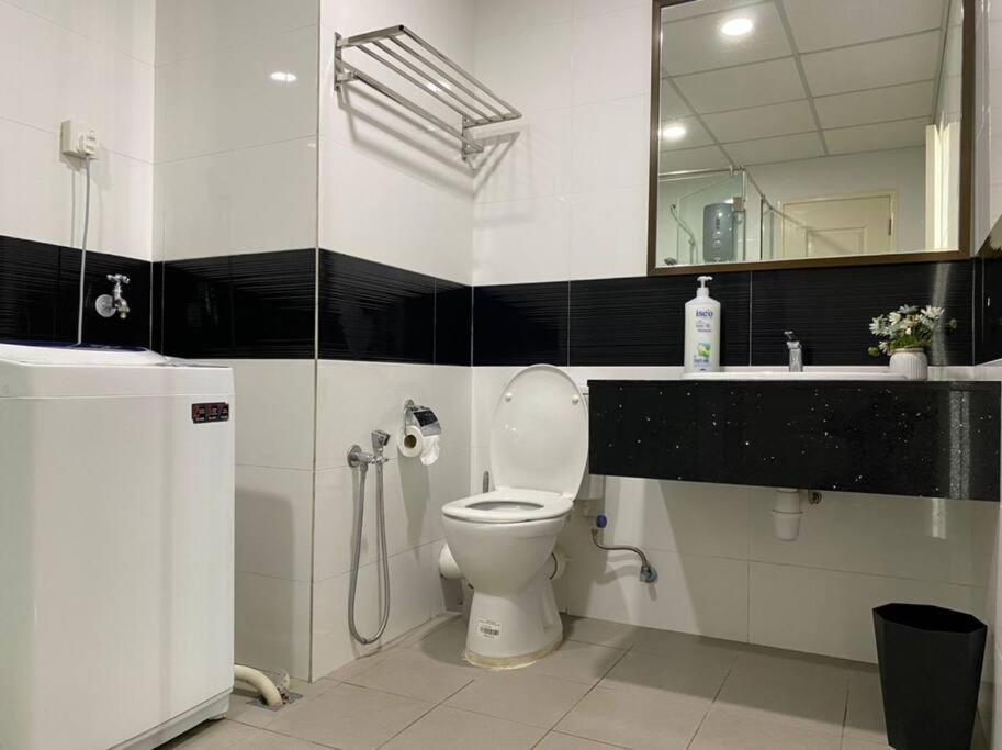 Mansion One Suites @gurney Drive Seaview Studio By Sarah's Pangsapuri