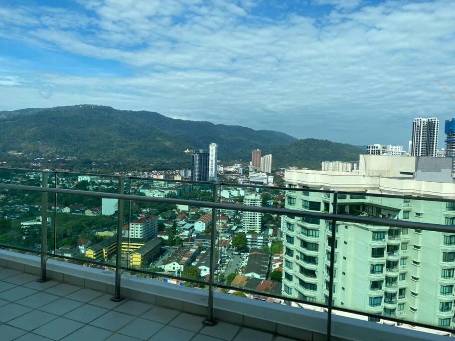 Pangsapuri Mansion One Suites @gurney Drive Seaview Studio By Sarah's Georgetown